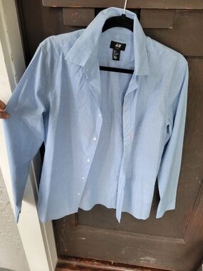 H&M Men's Pale Blue Long-Sleeve Dress Shirt